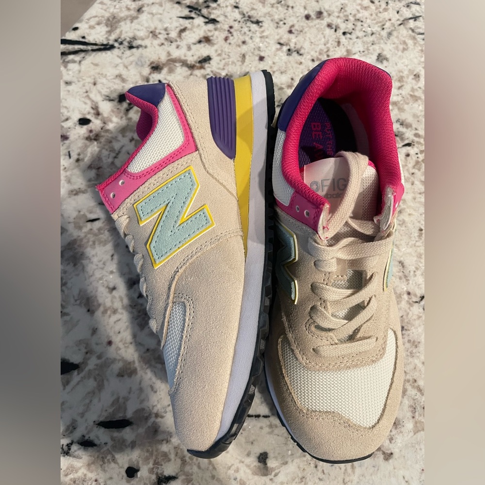Brand new never worn Figs New Balance womens size 7.5